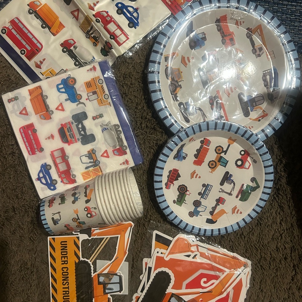 Construction Vehicle Party Supplies Set